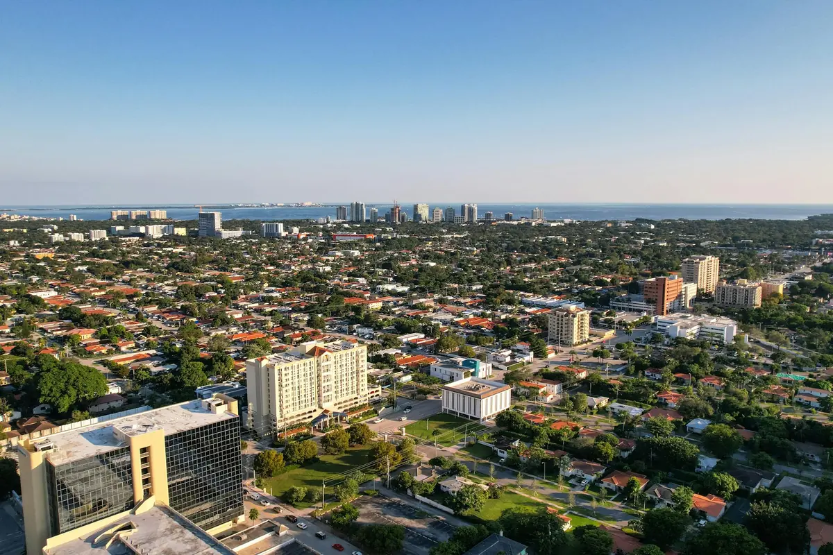 AC Maintenance in Aventura, Florida - AC Repair World same-day service